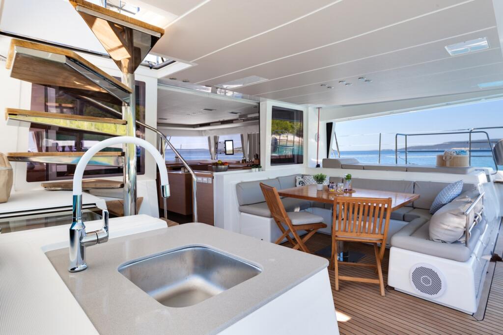 Catamaran 