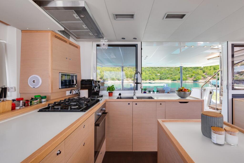 Catamaran 