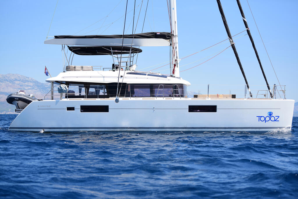 Catamaran 