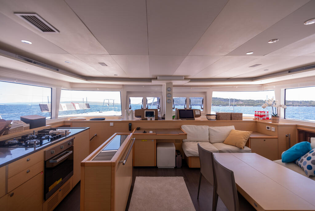 Catamaran 
