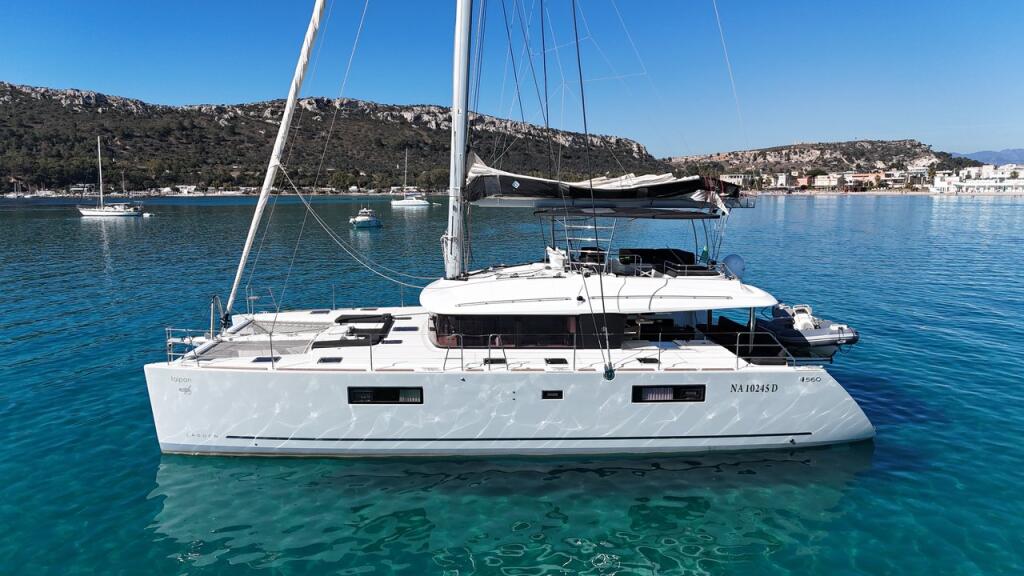 Catamaran 