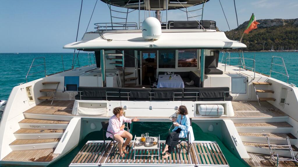 Catamaran 