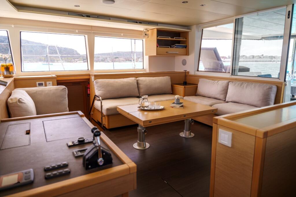 Catamaran 