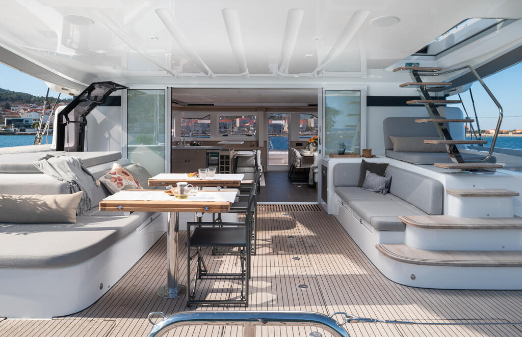 Catamaran 