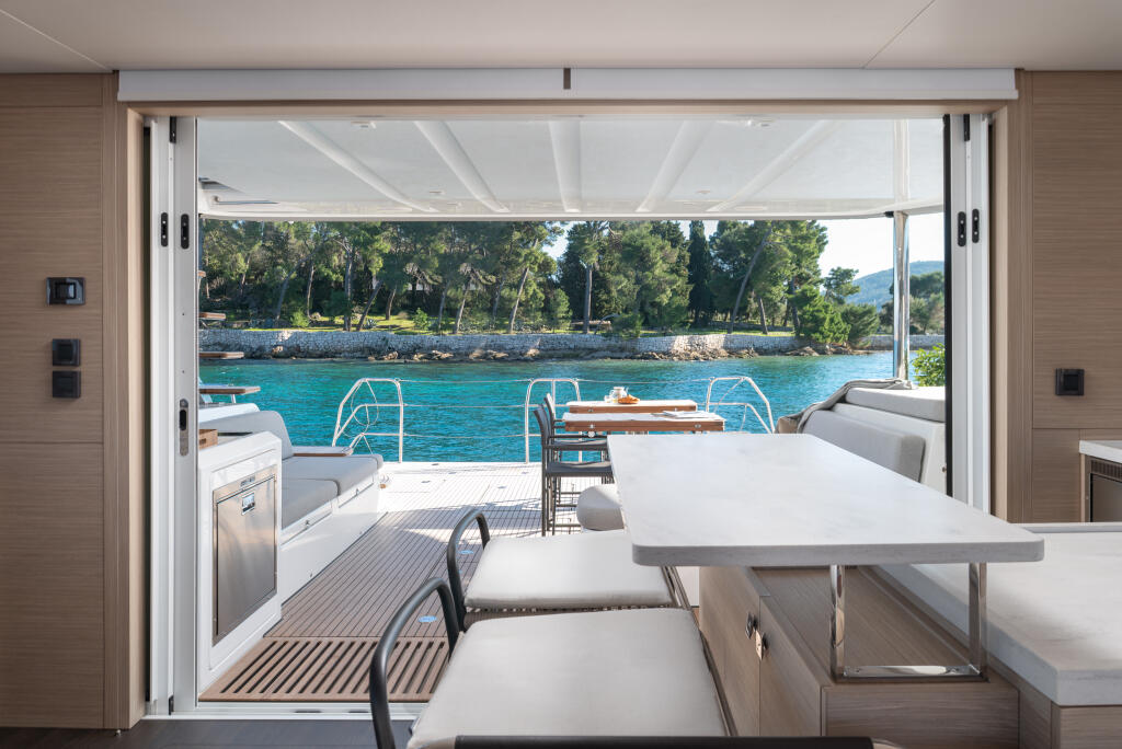 Catamaran 