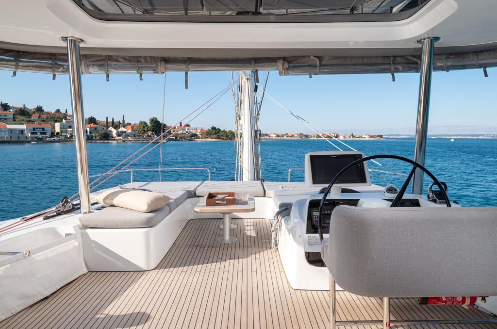 Catamaran 