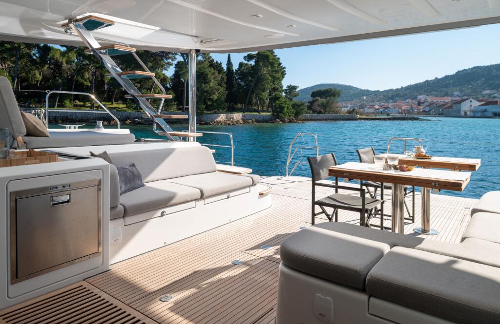 Catamaran 