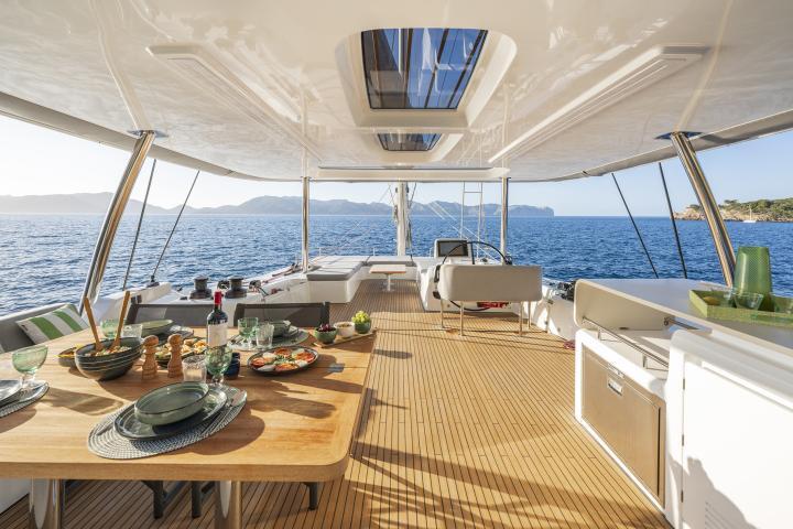 Catamaran 