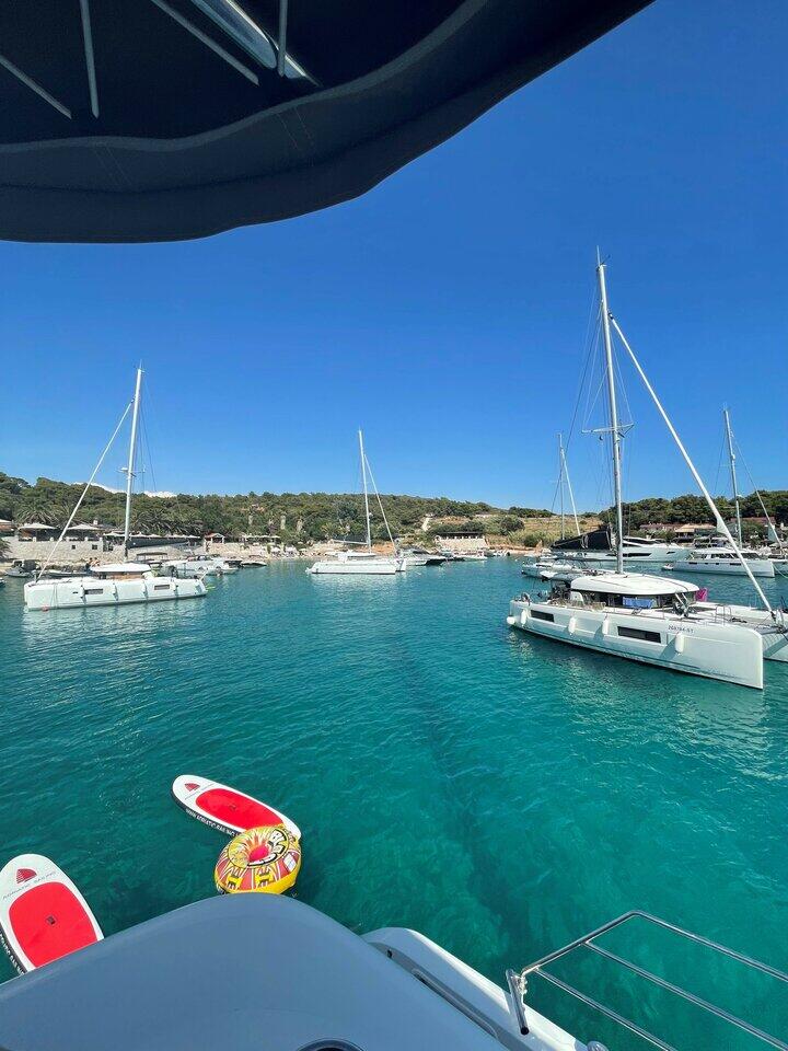 Catamaran 