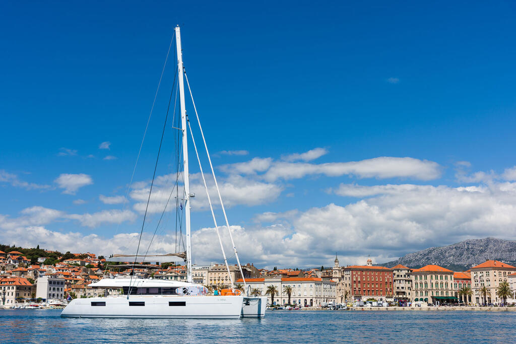 Catamaran 