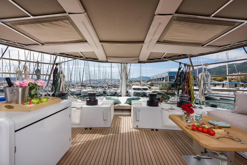 Catamaran 