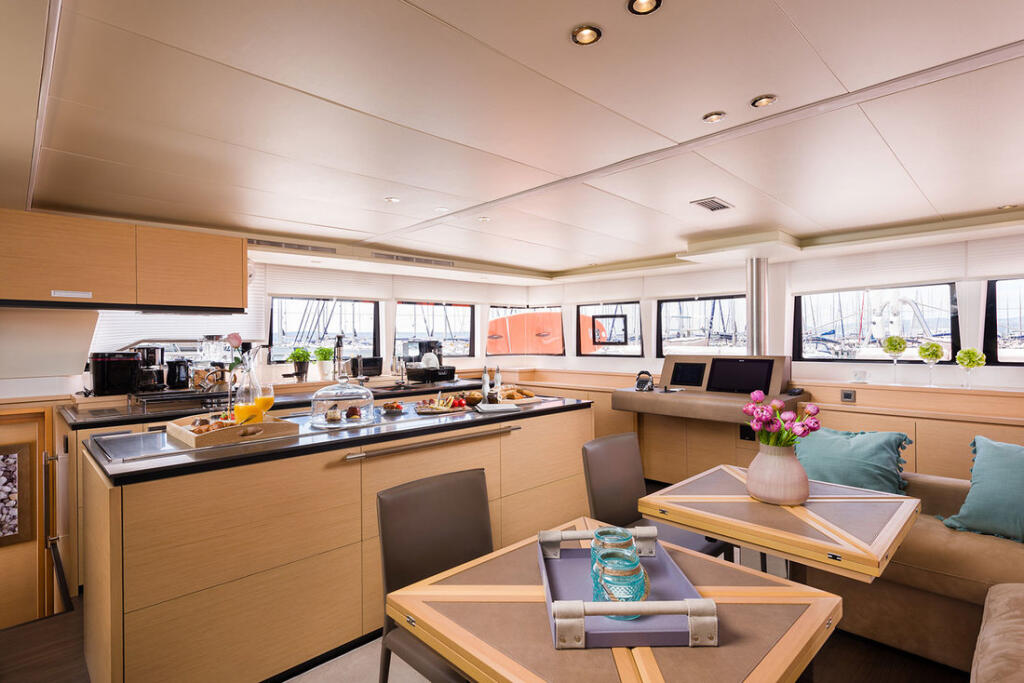 Catamaran 