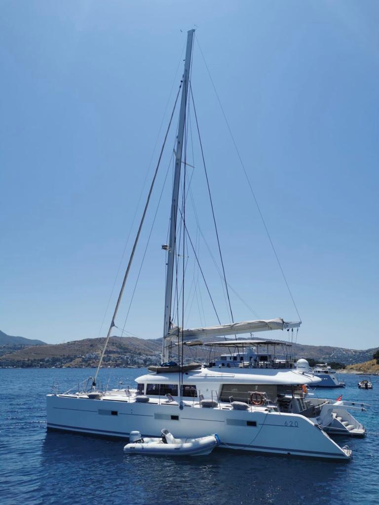 Catamaran 