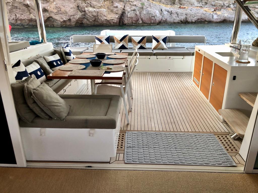 Catamaran 