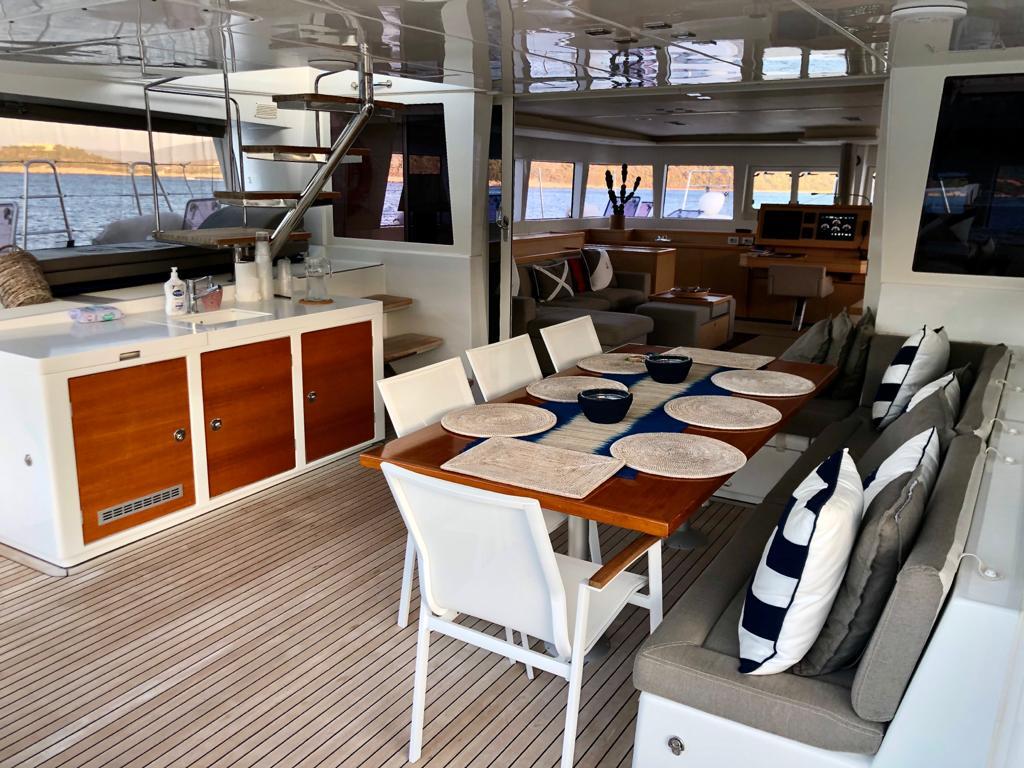 Catamaran 