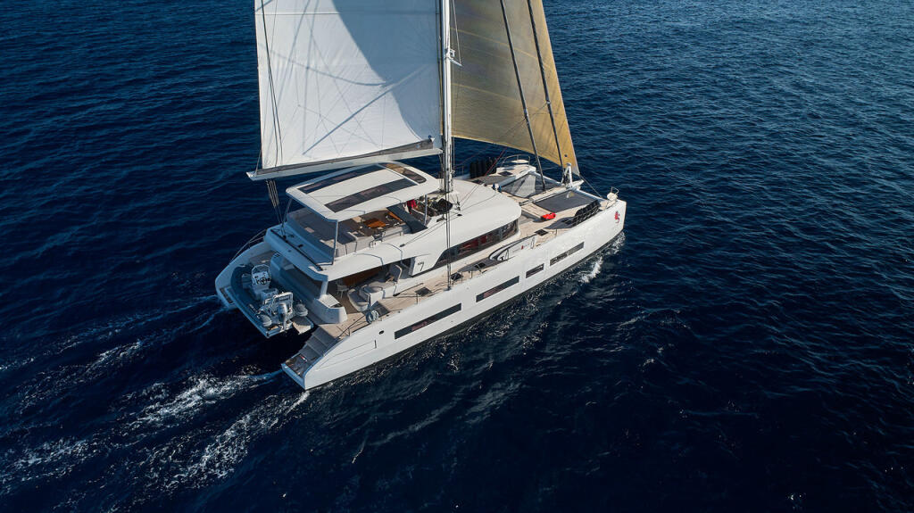 Catamaran 