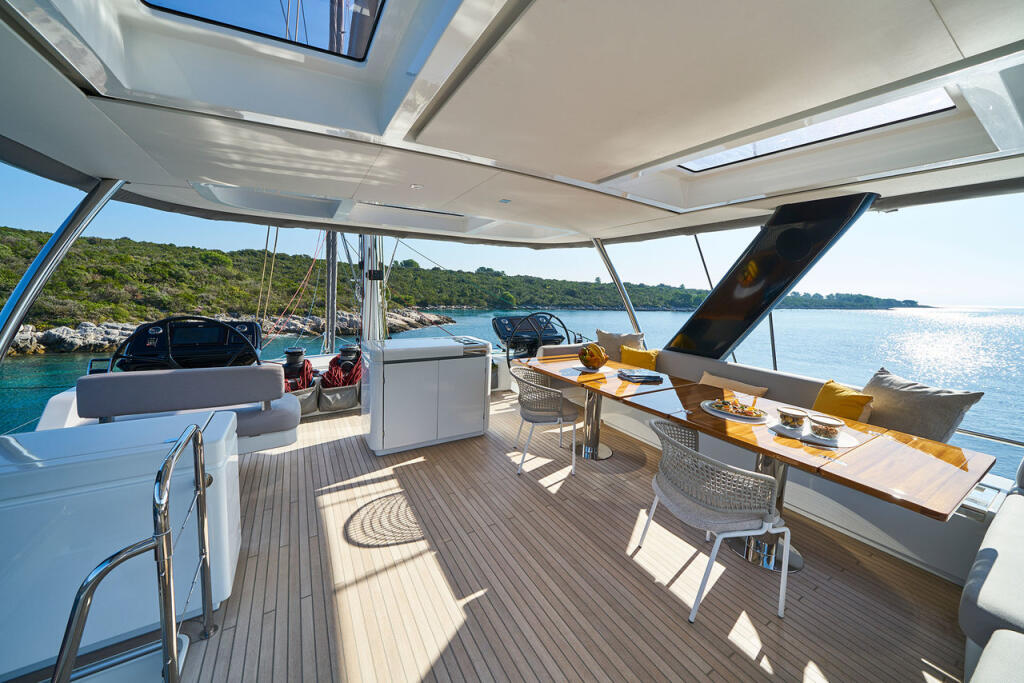 Catamaran 