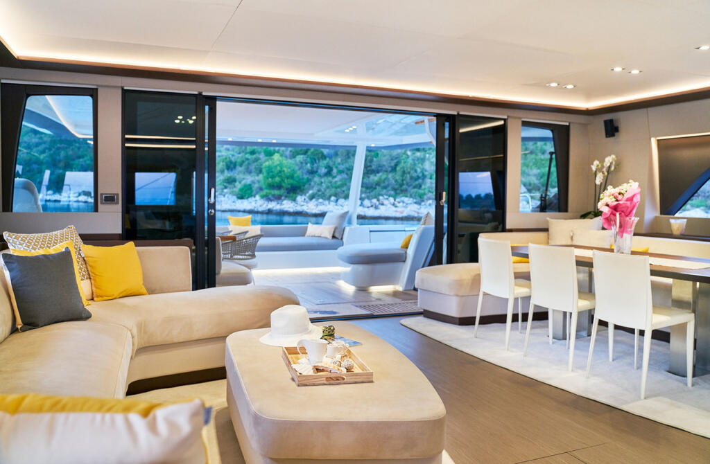 Catamaran 
