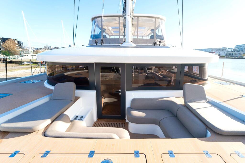 Catamaran 