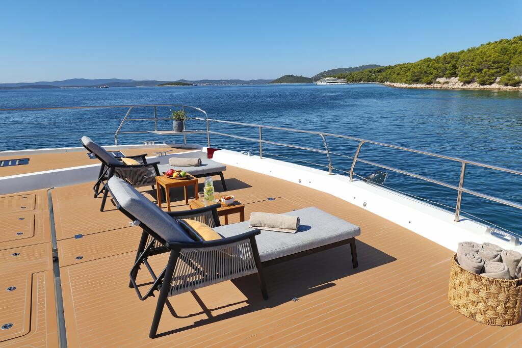 Power catamaran 