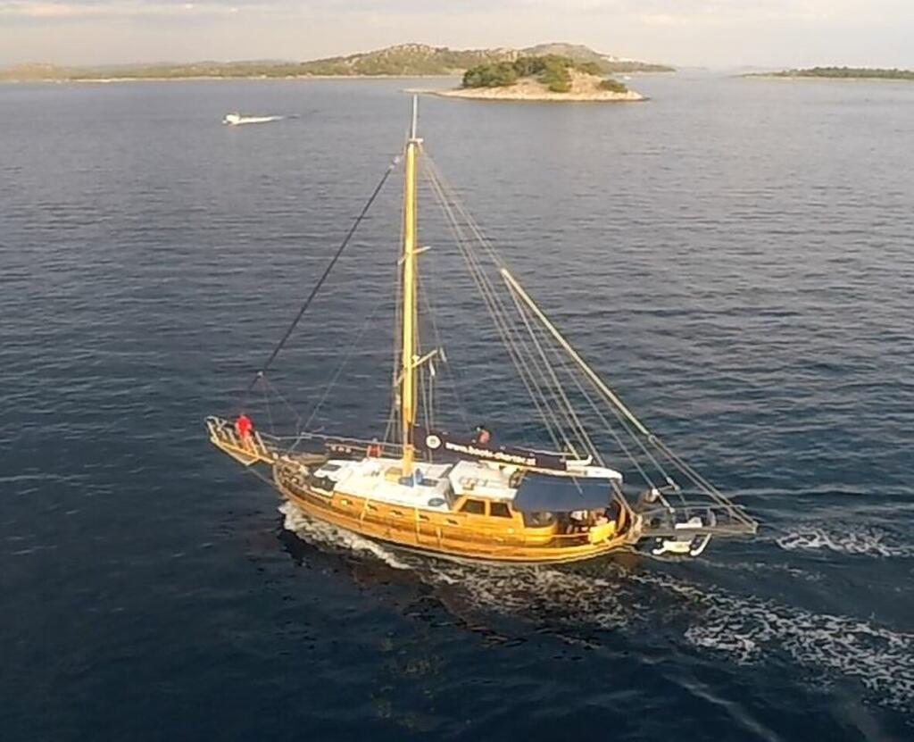 Gulet & Motorsailer 
