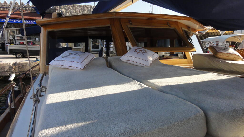 Gulet & Motorsailer 