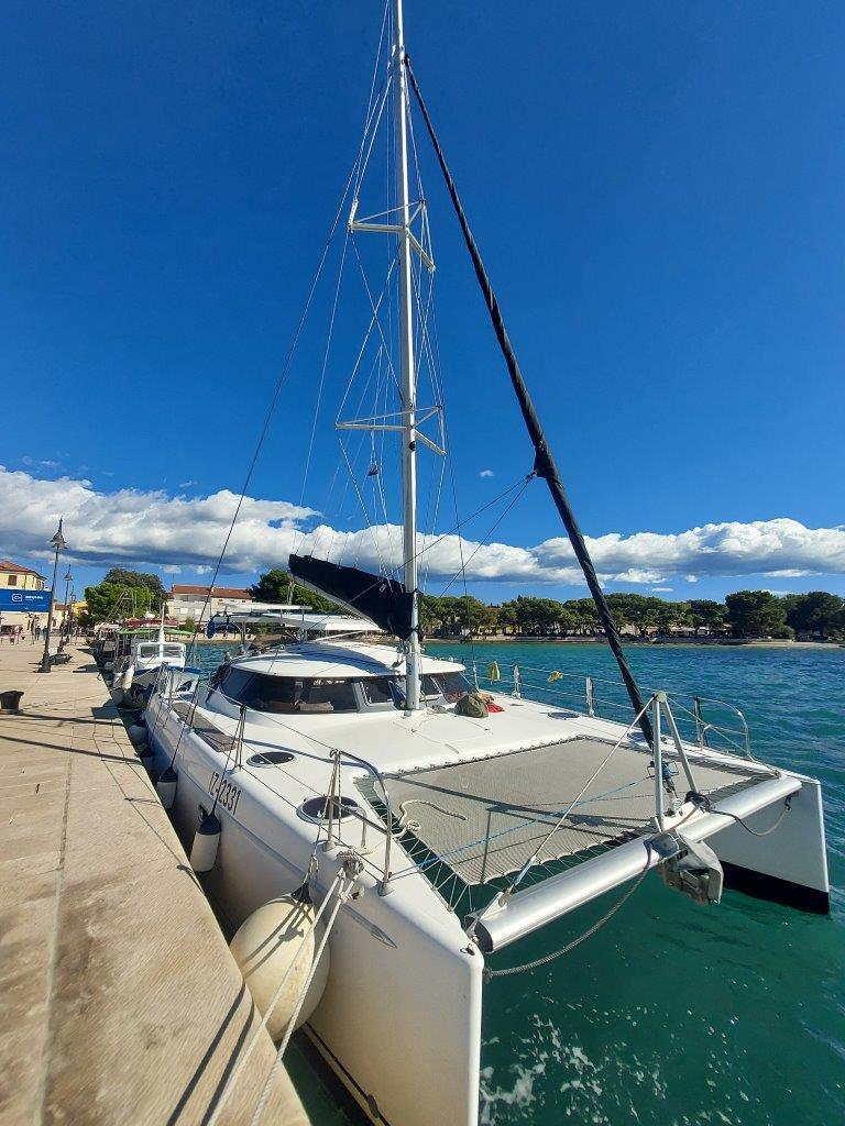 Catamaran 