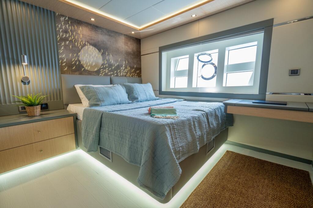 Luxury motor yacht 