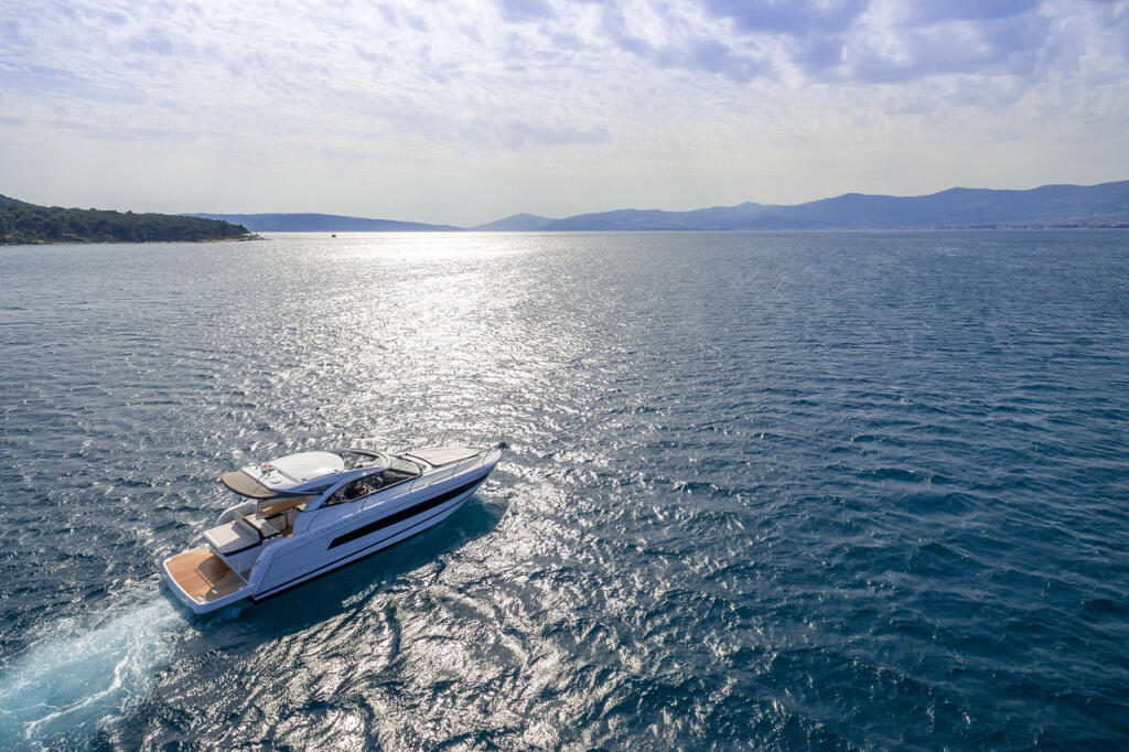 Motoryacht 