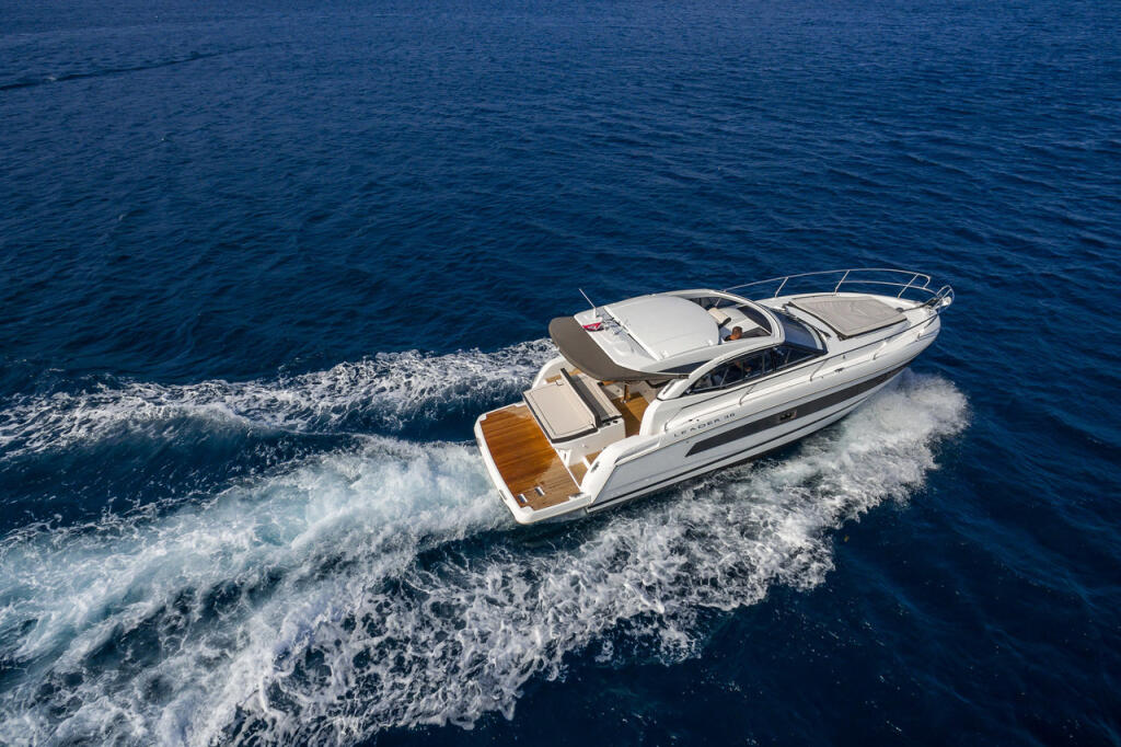 Motoryacht 