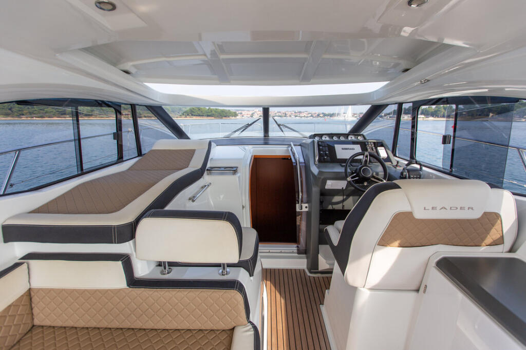 Motoryacht 