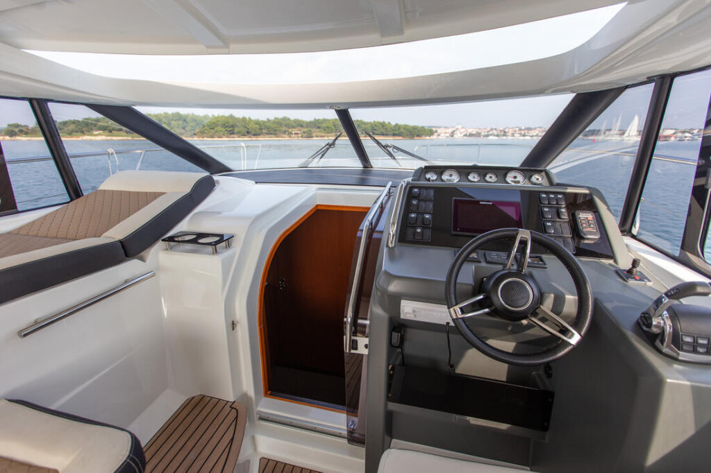 Motoryacht 