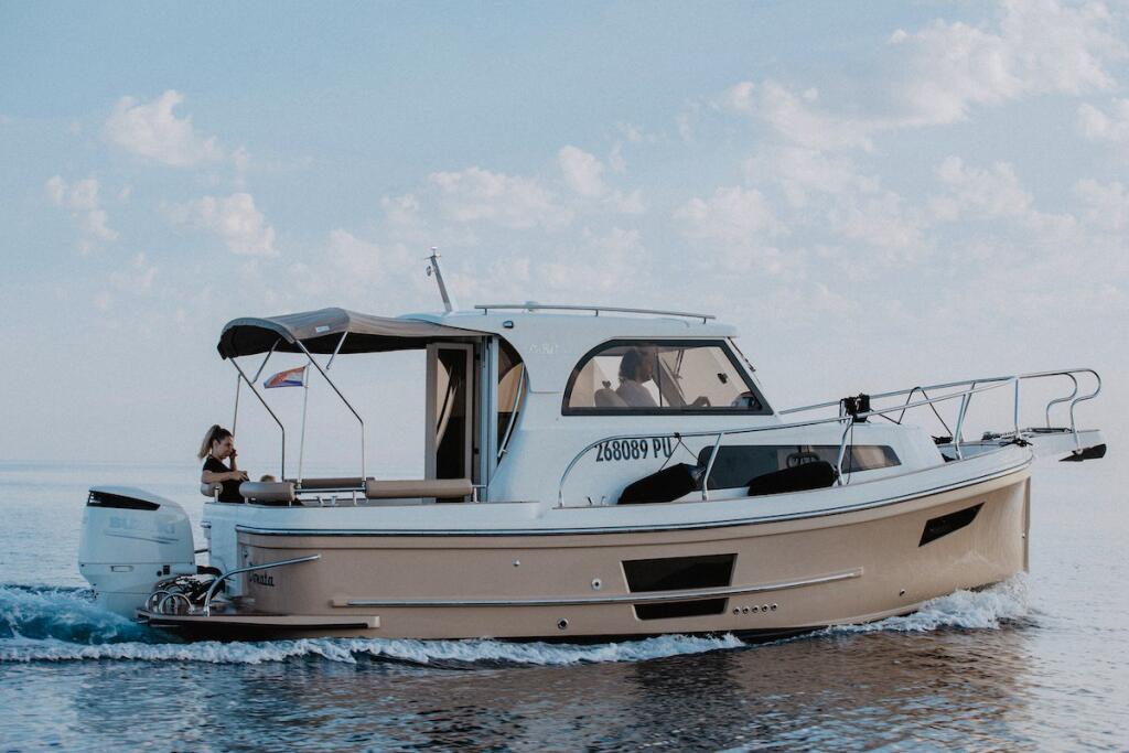 Motorboot 
