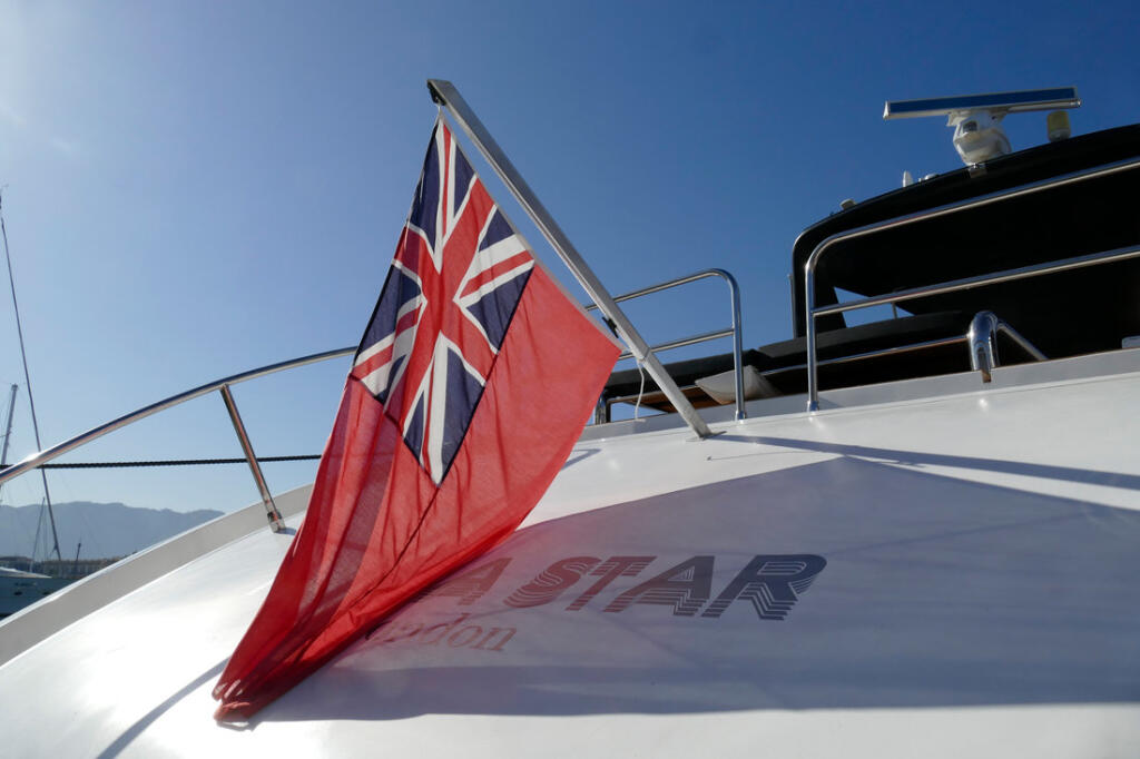 Luxury motor yacht 