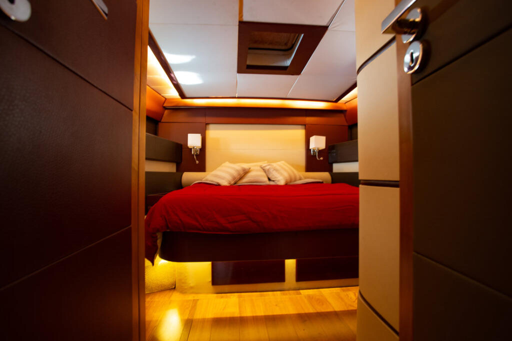 Luxury motor yacht 