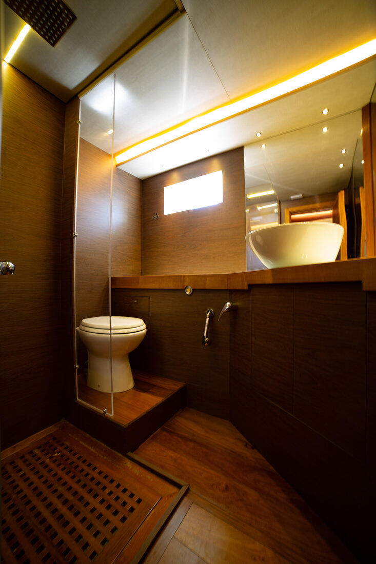 Luxury motor yacht 