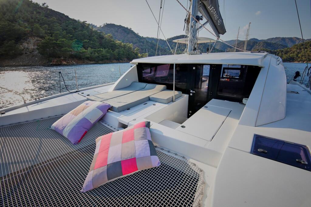 Catamaran 