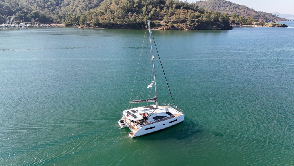 Catamaran 