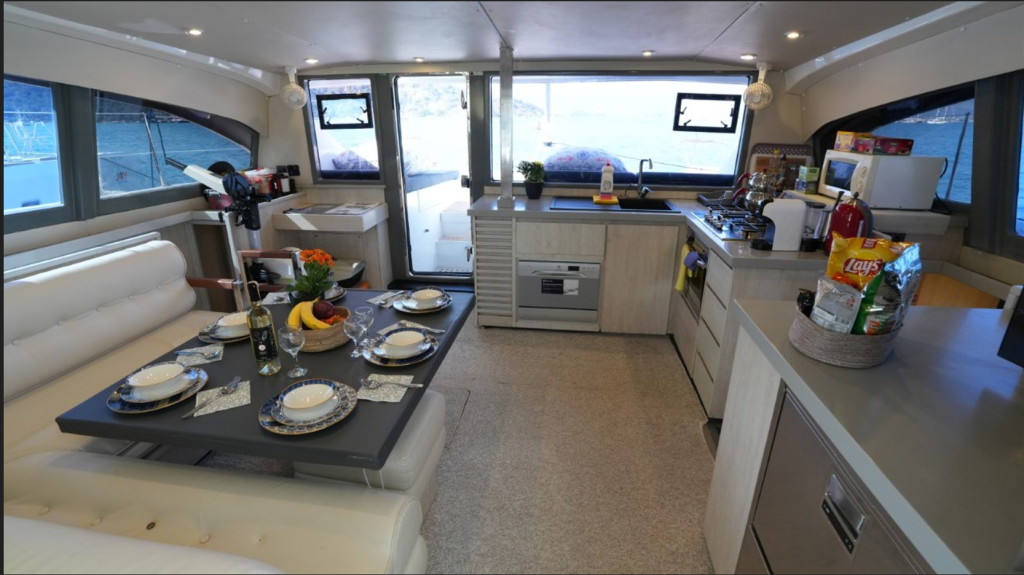 Catamaran 