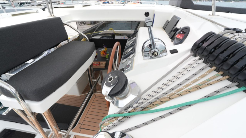 Catamaran 