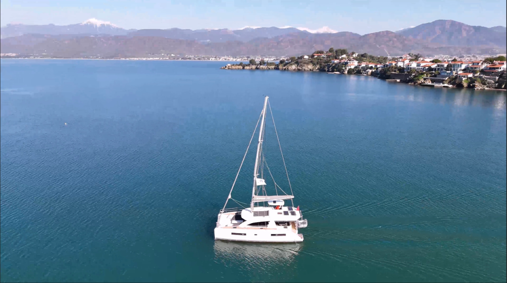 Catamaran 