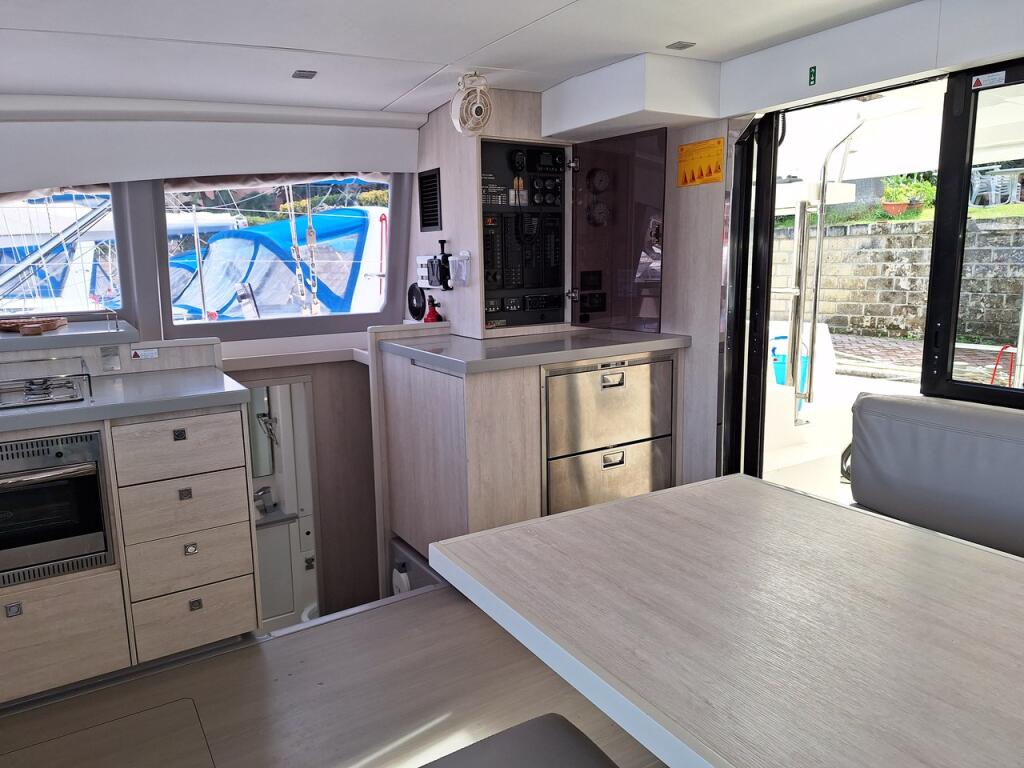 Catamaran 