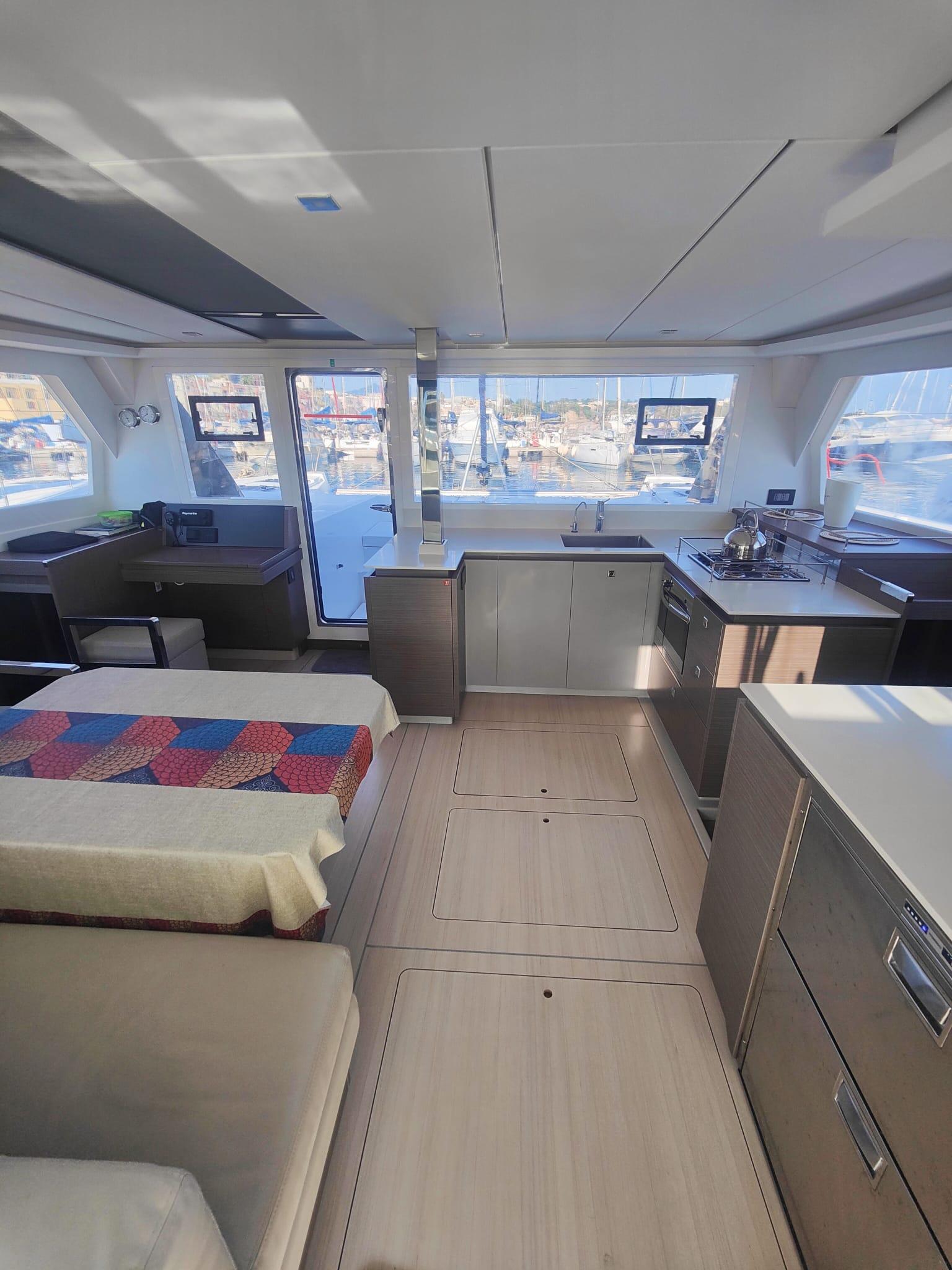 Catamaran 