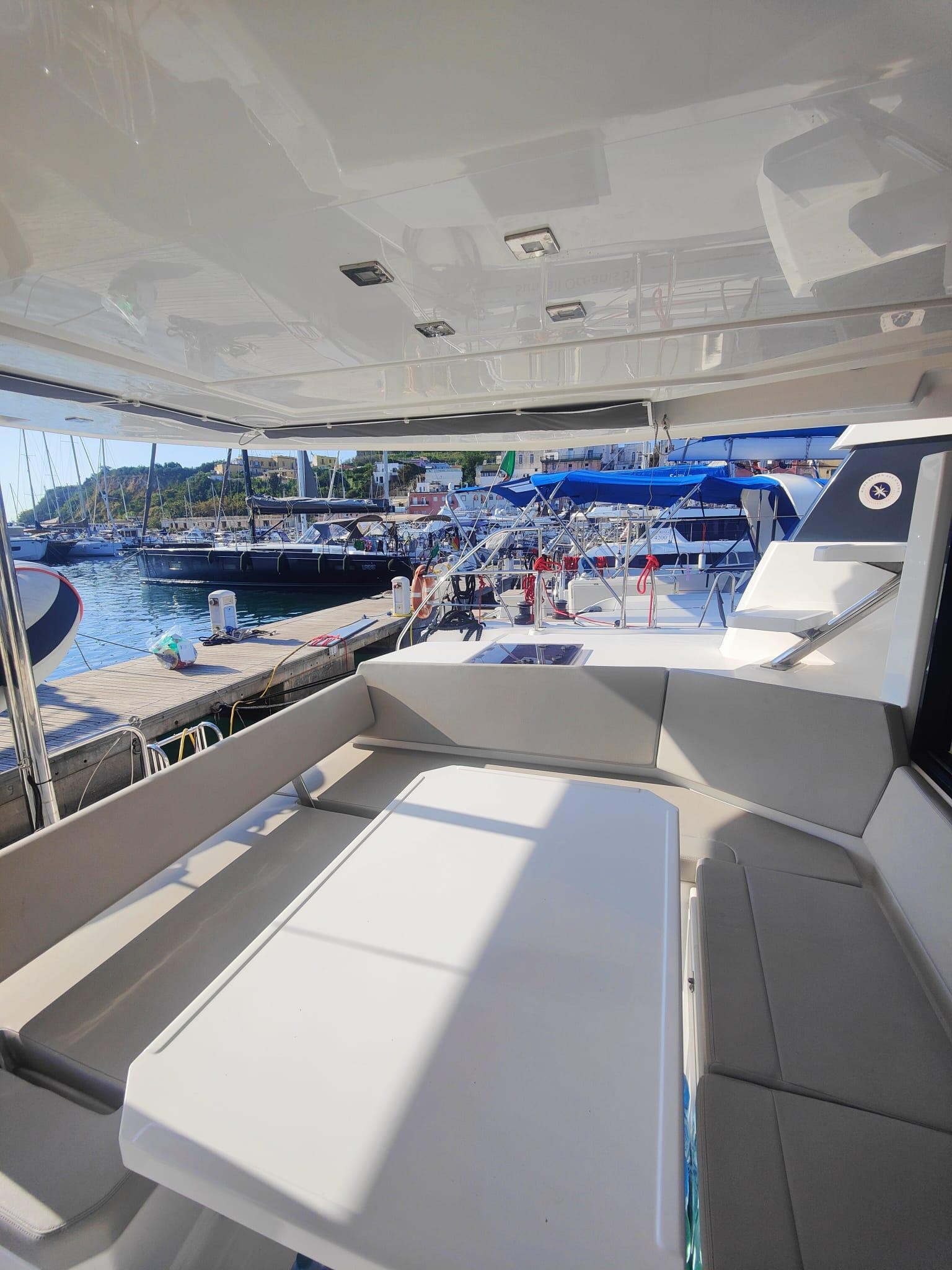 Catamaran 