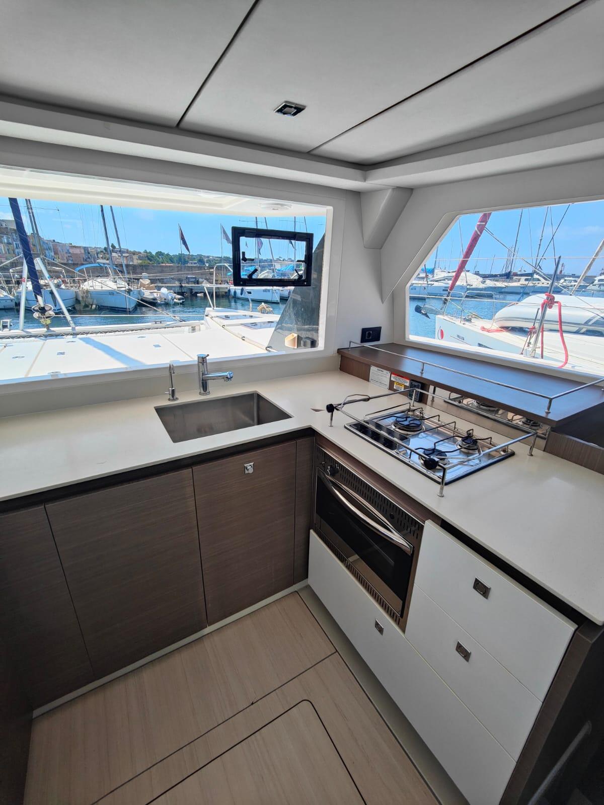 Catamaran 