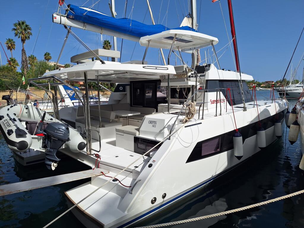 Catamaran 