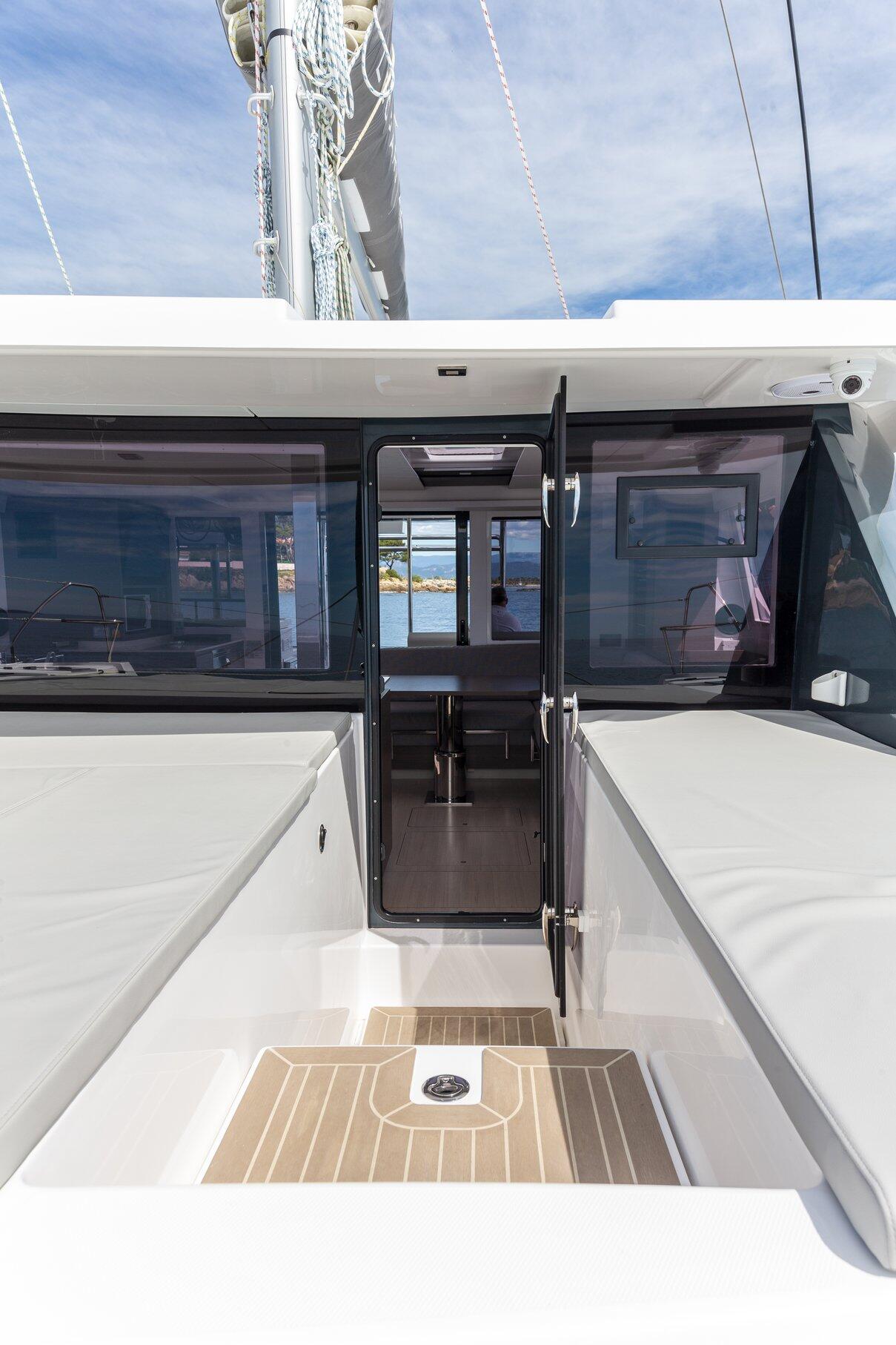 Catamaran 