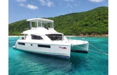 Power catamaran 