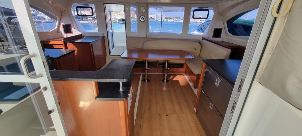 Catamaran 