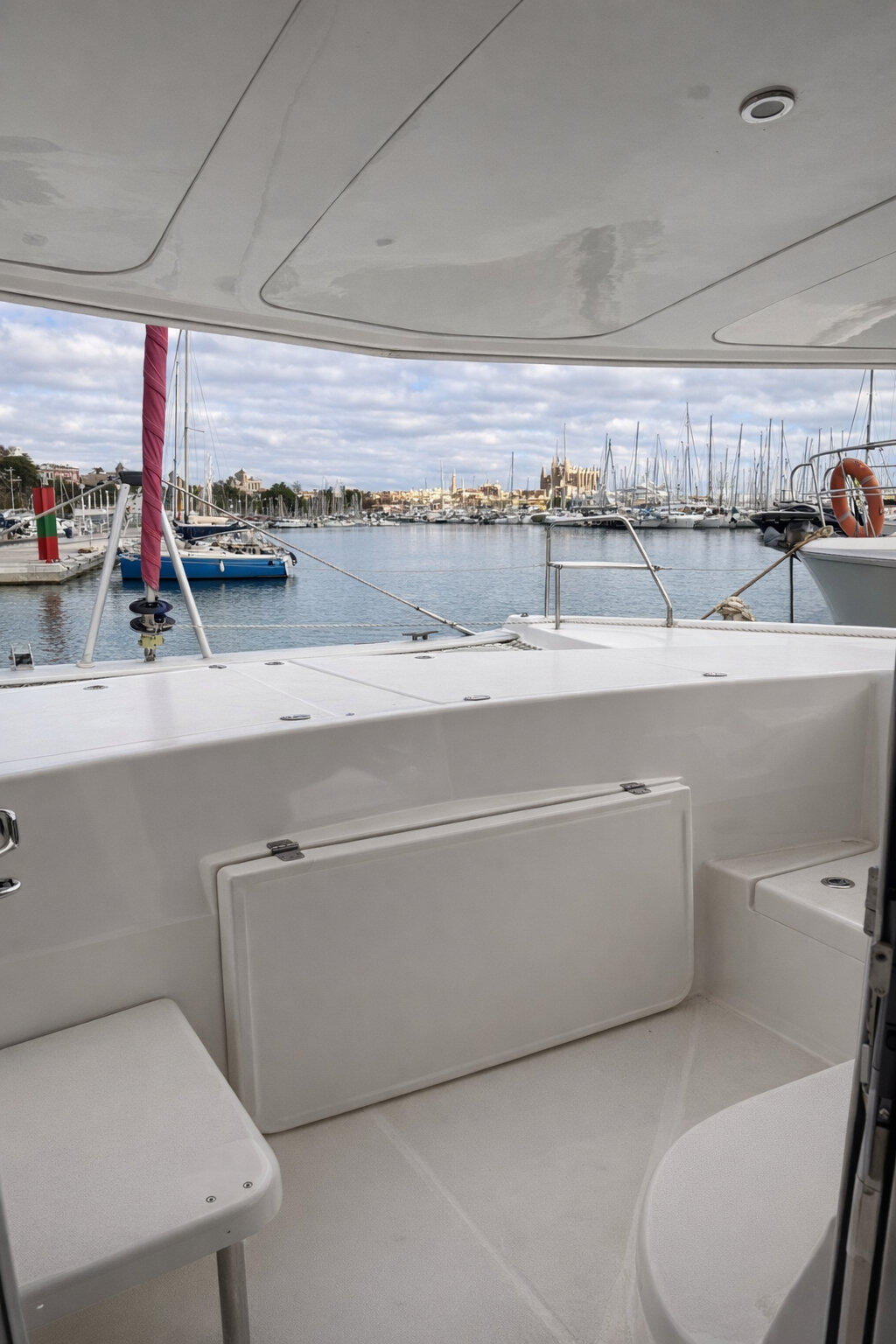 Catamaran 